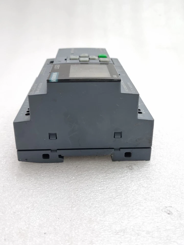 Used Working Siemens 12/24RCE Logo Plc With 6D1055-1MB00-0BA2 Expansion Module
